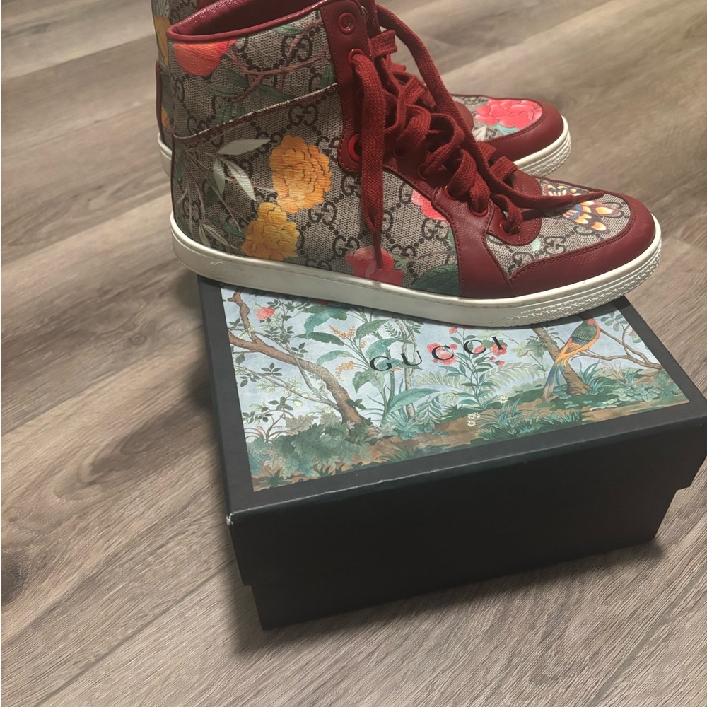 Gucci High-Top Sneakers with Red and Floral Design